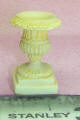 A2113iv Garden Urn